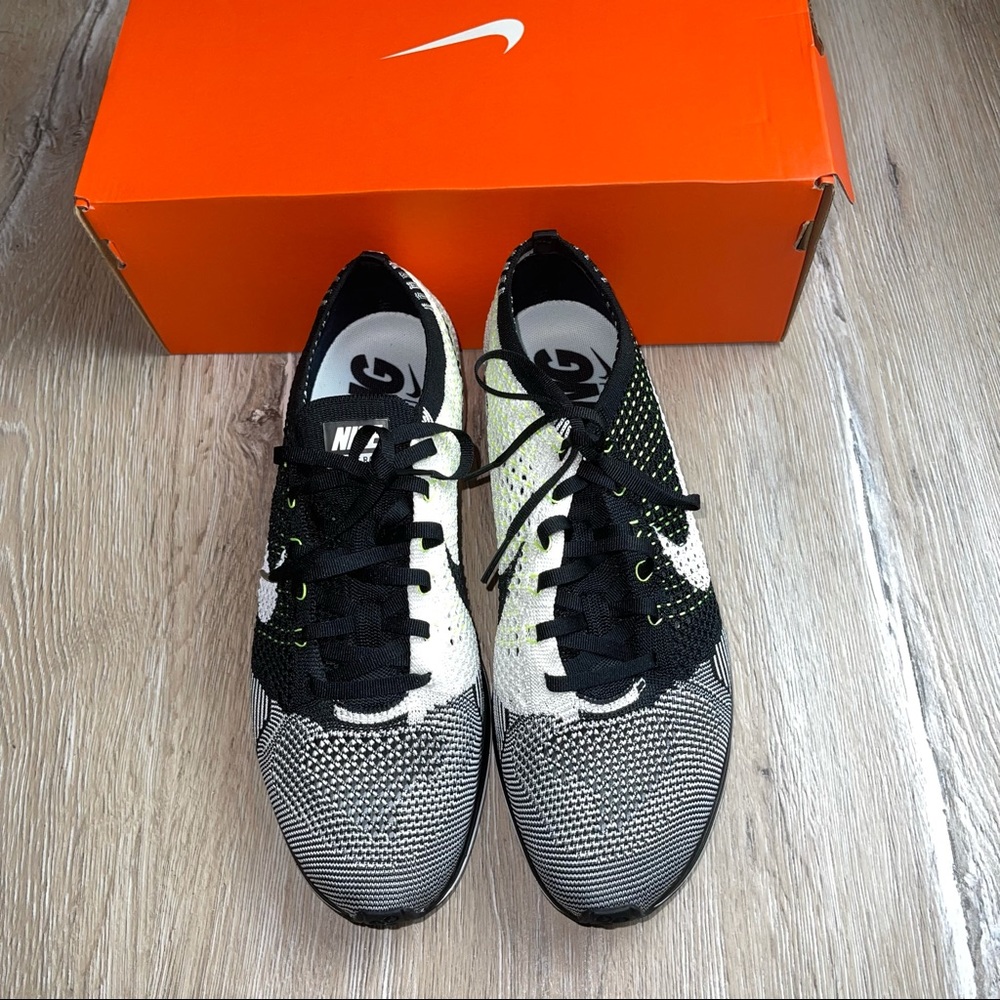 Nike Flyknit Racer Marathon 
Running Shoe/Sneaker - Picture 3 of 8